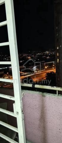 Bilik untuk disewa MAGNAVILLE CONDOMINIUM selayang 4