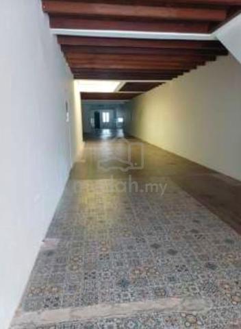 Ground Floor Commercial Shoplot For Rent @ Lebuh Tye Sin, Georgetown 1