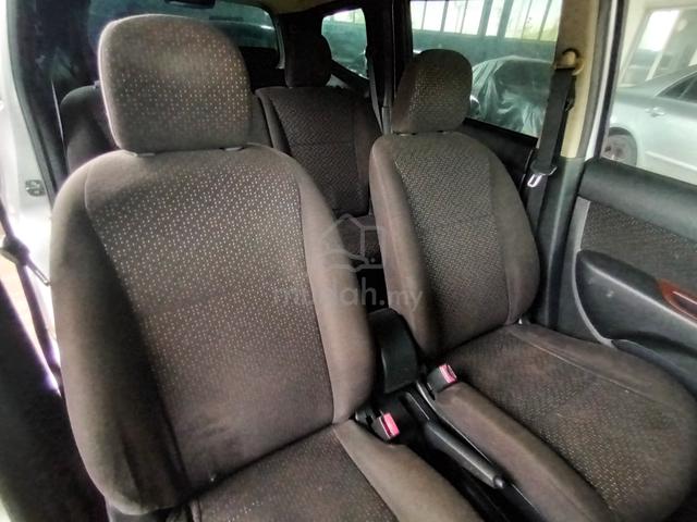Direct Owner Nissan GRAND LIVINA Auto 2012 - 4