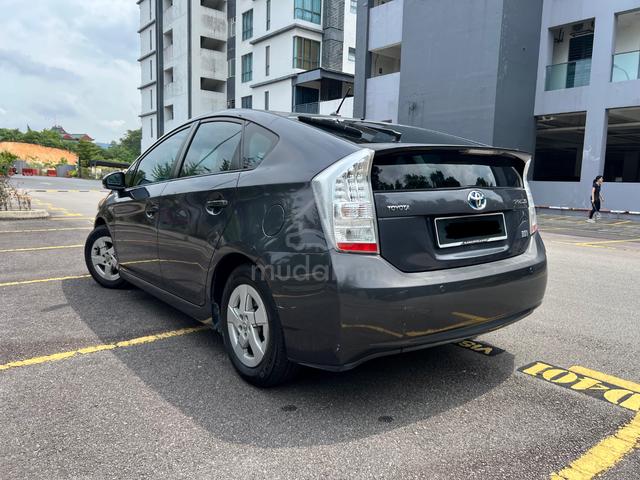 2011 Toyota PRIUS 1.8 (HYBRID) (A) - 2