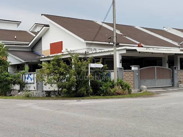 [Renovated] Corner Lot Teres Setingkat Taman Tanjung Minyak Perdana 1