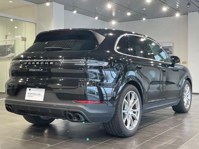 2023 Porsche Cayenne S (E3 II) HIGH SPECIFICATION - 2