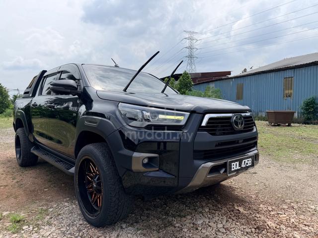 Toyota HILUX 2.8 ROGUE (A)-21 - 1