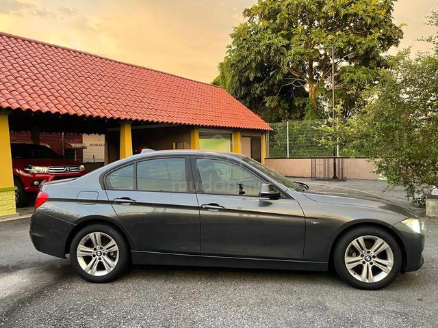 2015 Bmw 320i 2.0 SPORT LINE (CKD) (A) - 5