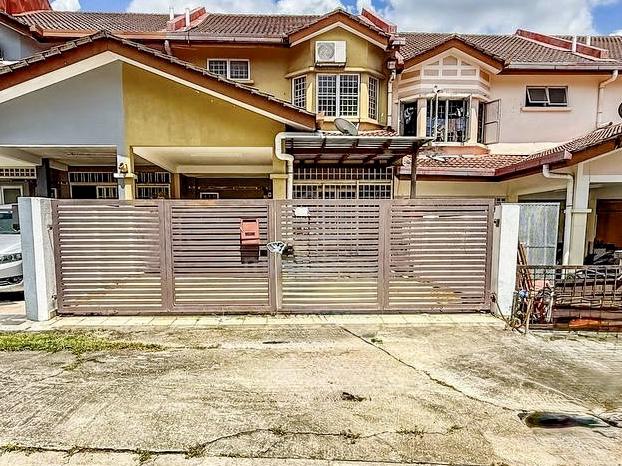 LOW DEPOSIT🔥 20x70 FACING OPEN 2 Storey Subang Impian U10 Shah Alam 1
