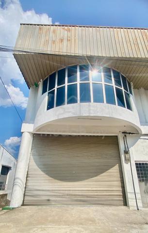 1½ Storey Warehouse For Rent @ Indera Mahkota 14 1