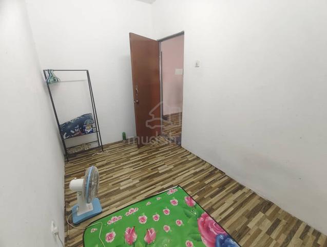 Bilik Sewa LELAKI di Selayang Makmur (Tingkat 4, Tanpa Lif) 5