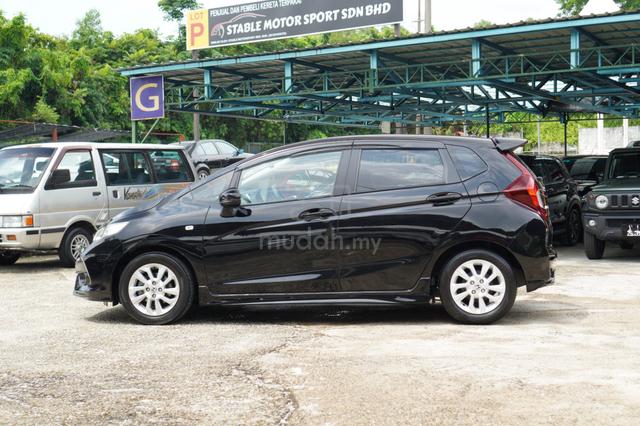 2018 Honda JAZZ 1.5 CONVERT FIT RS GK5 FACELIFT - 2