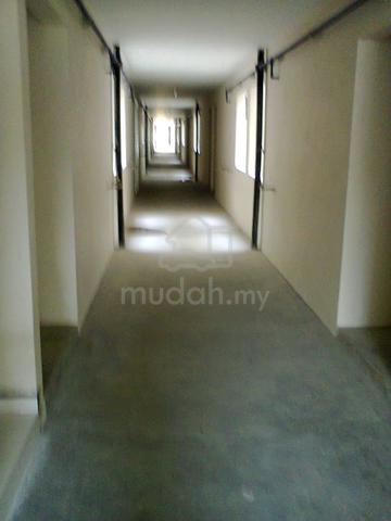 Rumah Pangsa Juru Setia 1