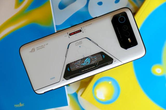 ROG phone 6 pro - photo 2 of 2