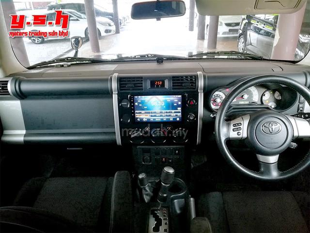 2014 Toyota FJ 4.0 CRUISER (A) - 5