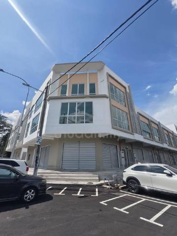 Corner The Whole Block Shoplot Cheras Jaya Balakong 1