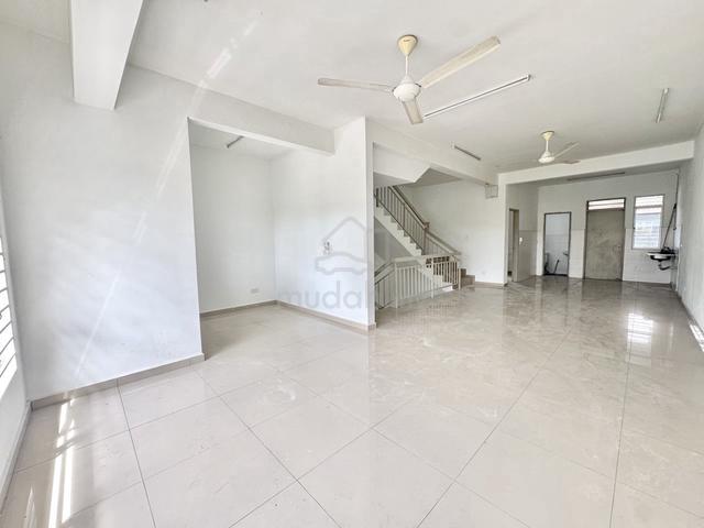 Basic Unit , 2.5 Storey 4+1Room 4bath , Semenyih Indah Ready Move In 1