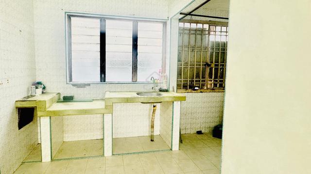 Flat Taman Ungku Tun Aminah 1