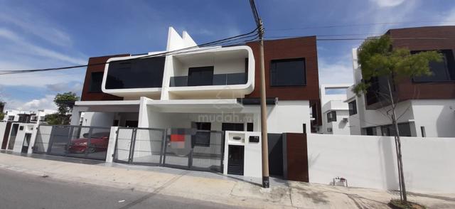 RUMAH BARU 🔥REBAT RM58,888 🔥 Semi D Double Storey @ Tmn Seri Belida 1