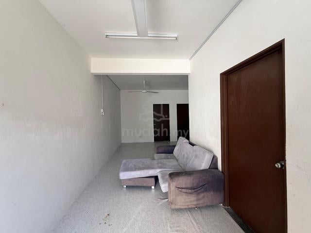 Bukit Banyan Townhouse Ground floor For Rent 1