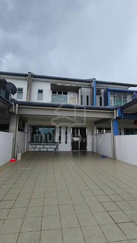 Uni Central Double Storey Terrace ✅ Big Car Porch For Rent ‼️ 1