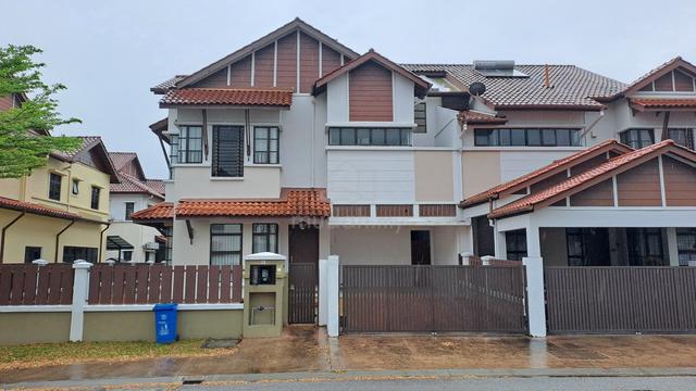 Exclusive Semi-D TINTA with Green Outlook & Full Privacy – Alam Impian 1
