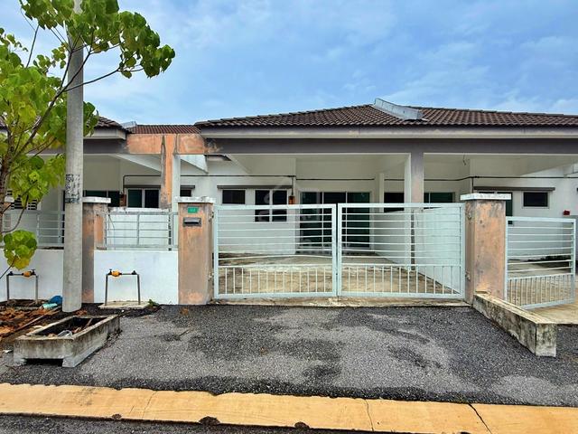 Single Storey Taman Saujan Indah, Tapah Road, Perak 1