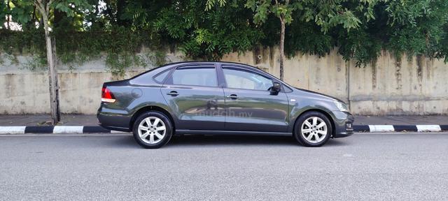 2017 Volkswagen VENTO 1.6 COMFORTLINE (A) - 5