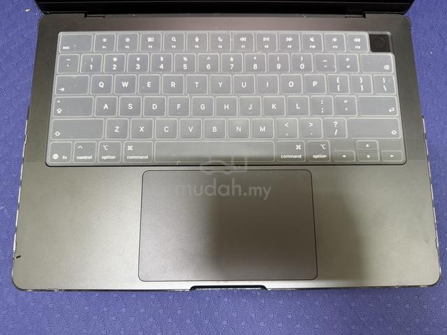 MacBook Pro 14” M5 Pro 24GB 1TB Like New - photo 3 of 4