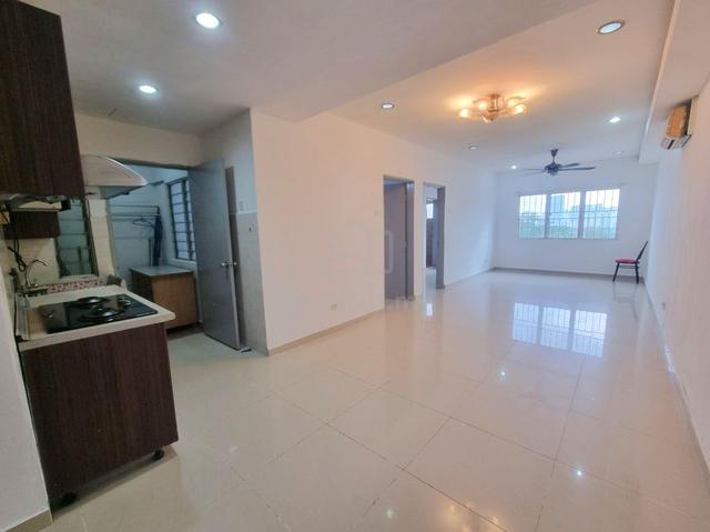 The Lumayan Apartment 1