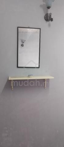 Bilik untuk disewa - Lelaki 1