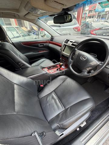 2008 Lexus LS460 4.6 L 4 SEATER USF41R-AEZGHW (A) - 4