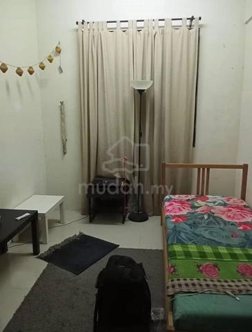 Landed House Room untuk disewa Lelaki Muslim Sahaja. 1