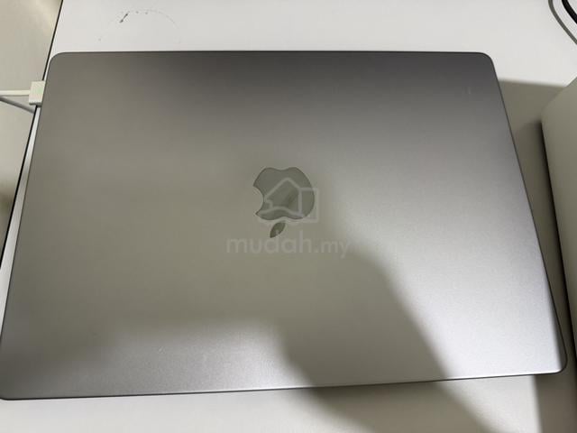 Selling my MacBook Pro m1 pro 14 inch 16/512 - photo 4 of 5