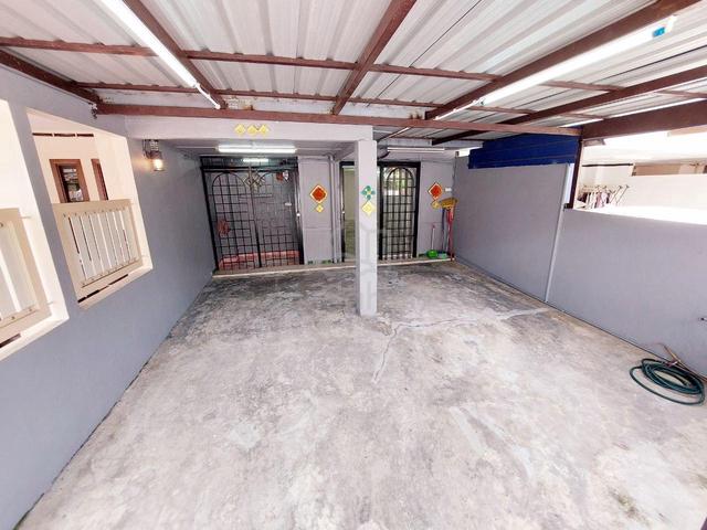 Rawang Freehold Renovated 2.5-Storey Terraced House For Sale 1