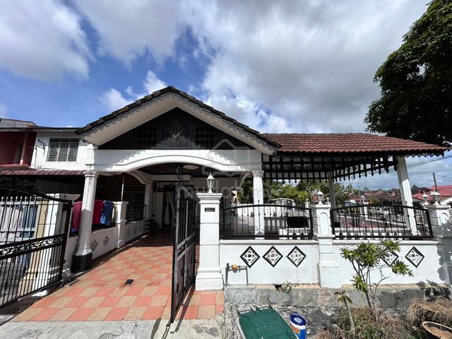 Corner Lot Taman Nusa Damai, Pasir Gudang 1
