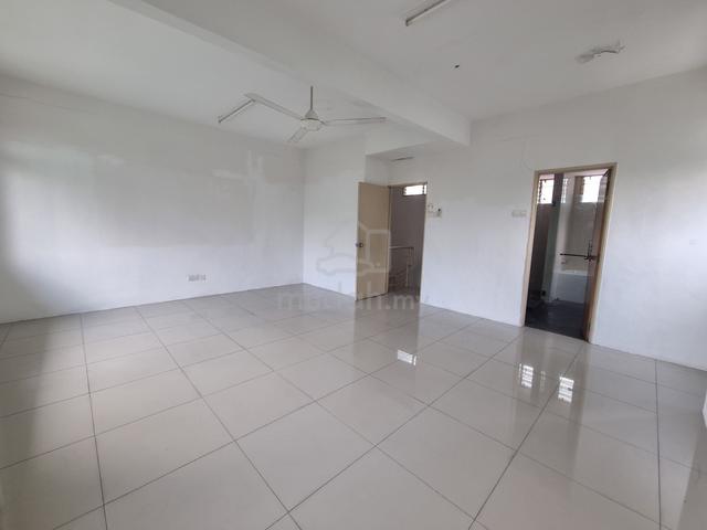 3 Storey Terrace Corner House @ Lengkok Pantai Jerjak For Sale 5