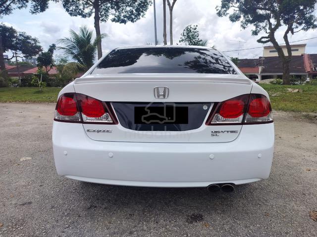 2010 Honda CIVIC 1.8 S-L iVTEC FACELIFT (A) - 4