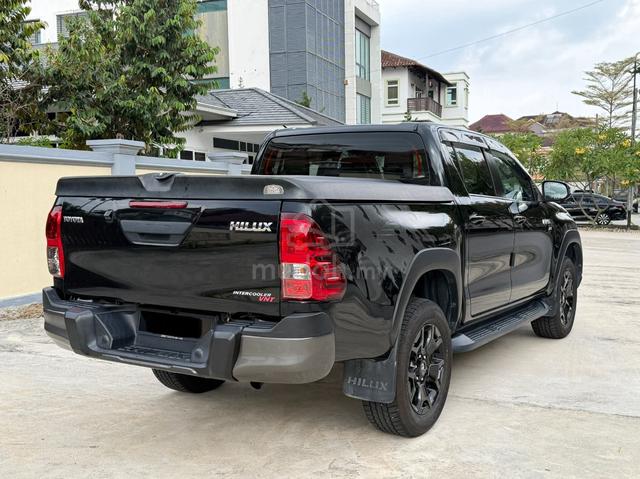 2020 Toyota HILUX 2.8 BLACK EDITION FULL SERVICE - 3