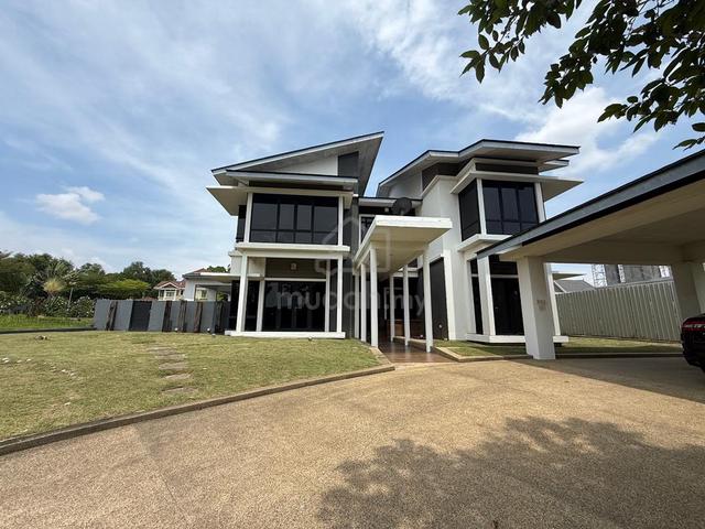 Bungalow Perdana Lakeview East Cyberjaya Selangor 1