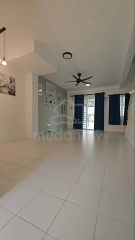 (BOOKING FLEXIBLE) 2 Storey Terrace Taman Bukit Tambun Perdana Melaka 1