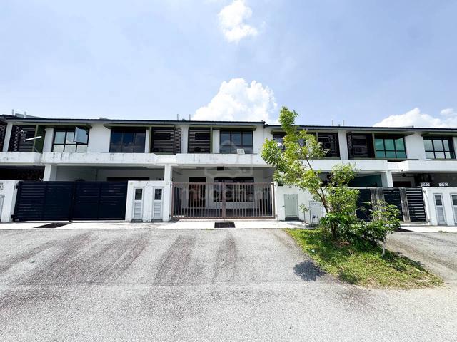 WELL MAINTAINED CHEAPEST 2 Storey Taman Saujana Sekata Jalan Jenderam 1
