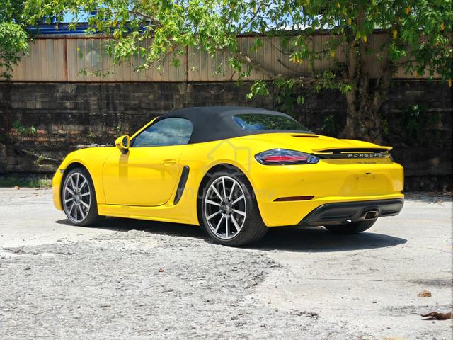 2021 Porsche 718 BOXSTER 2.0 RACING YELLOW UK SPEC - 2