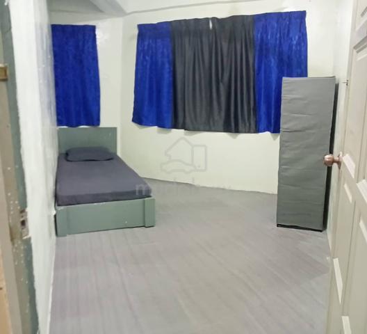 Bilik di Taman Komersial Pandan Indah, Ampang (Near Hospital Ampang) 1