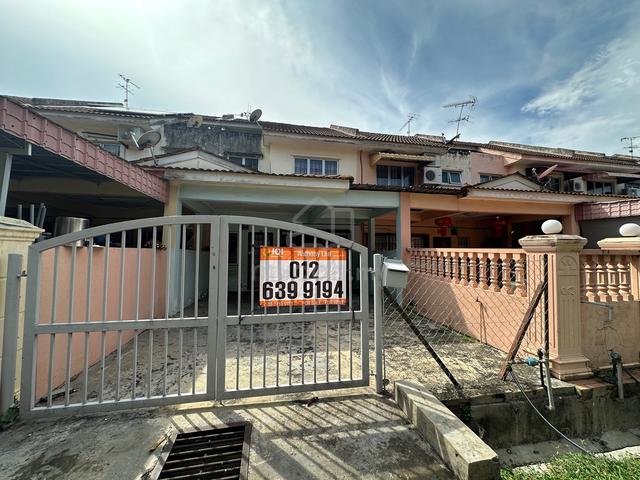 BELOW VALUE ! Facing Padang 2 Storey Batu Berendam Putra Melaka Baru 1