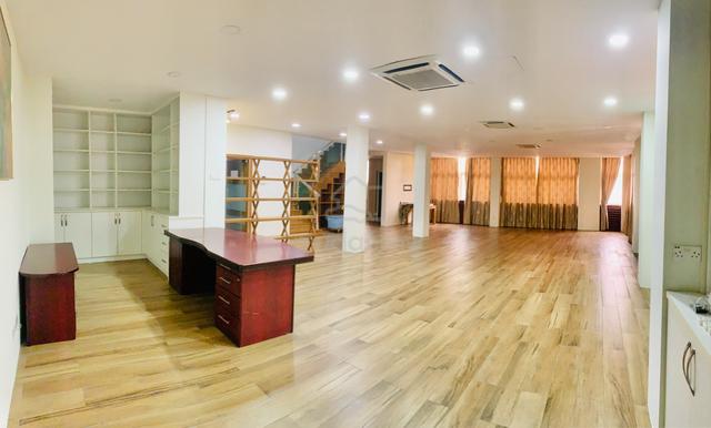 Duplex Puchong Prima Business Office Training Center Furnish LRT Rent 1