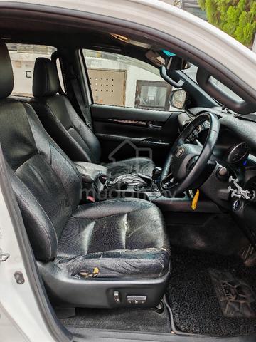 2019 Toyota HILUX 2.4 L-EDITION FACELIFT (A) - 4