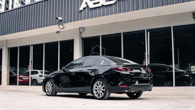 Mazda 3 2.0 HIGH PLUS F.LIFT S.ROOF L.SEAT 2021 - 2