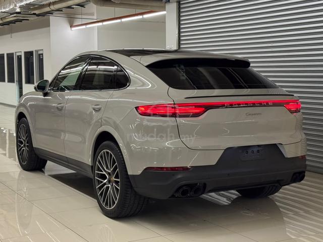 2021 Unreg Porsche Cayenne 3.0 Coupe/ Crayon Color - 2