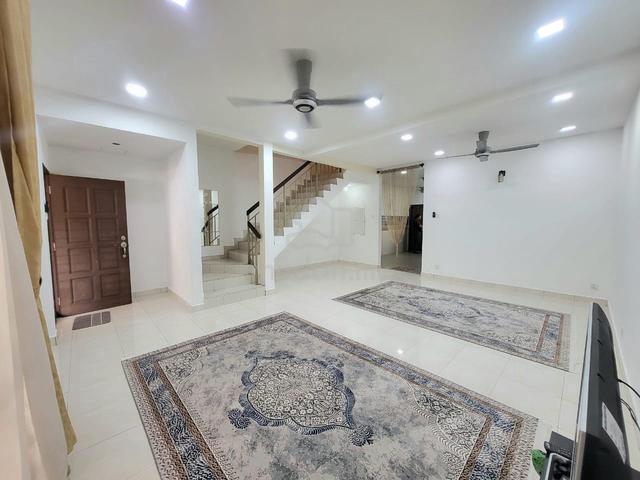 Renovated Double Storey Kota Puteri Batu Arang Rawang Near Puncak Alam 1