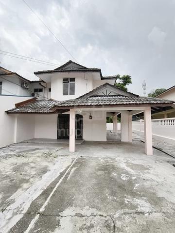 Bukit Kempas, Semi-D house, Original good condition, Below market 1