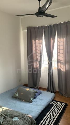 Jenderam Indah Apartment 5