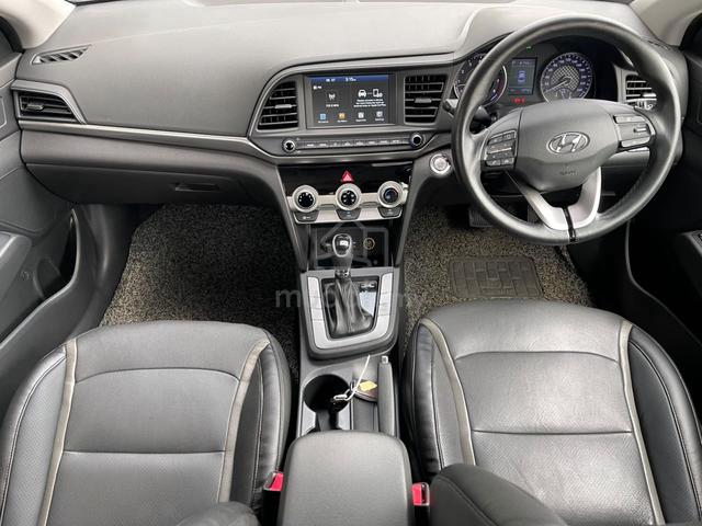 Hyundai ELANTRA 2.0 K/LESS R/CAM F/SVC RECDyr19/20 - 4