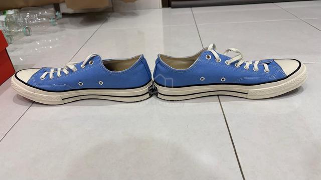 converse - photo 6 of 6